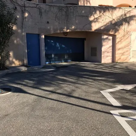 Superbe T1 Duplex,vue * La Croix-Valmer